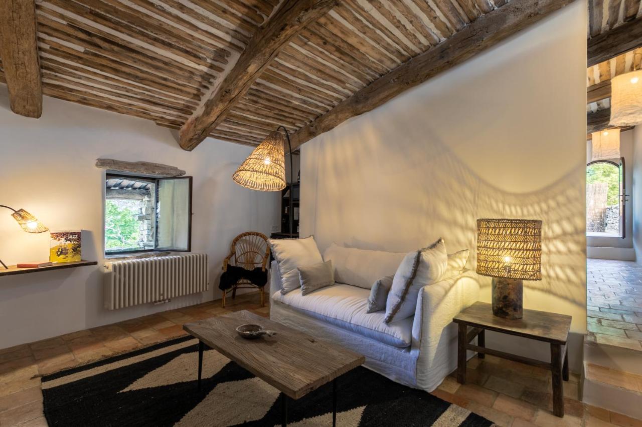 Le Domaine Du Castellas Sivergues Kültér fotó