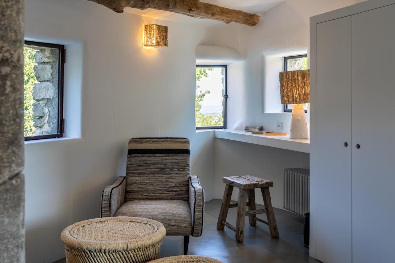Le Domaine Du Castellas Sivergues Kültér fotó